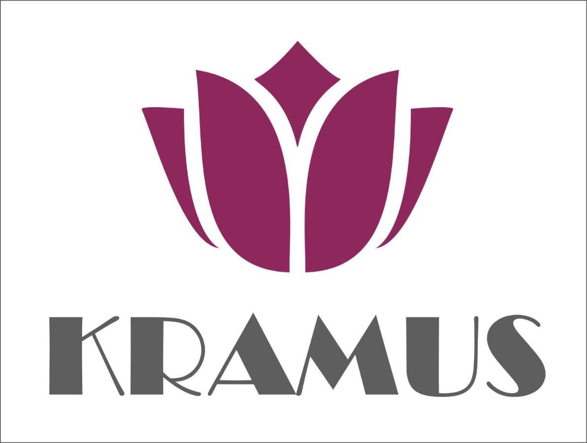 רוסה Hotel Kramus מראה חיצוני תמונה