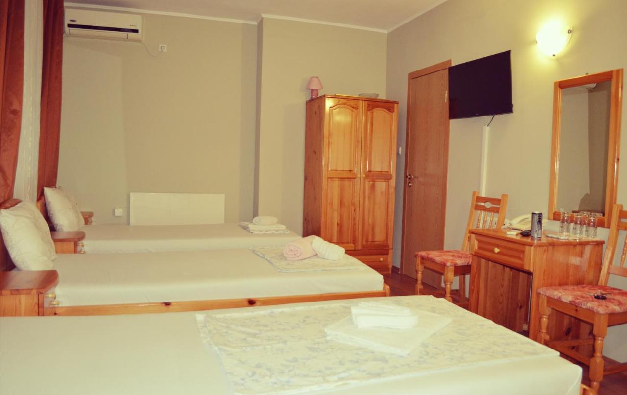 רוסה Hotel Kramus מראה חיצוני תמונה